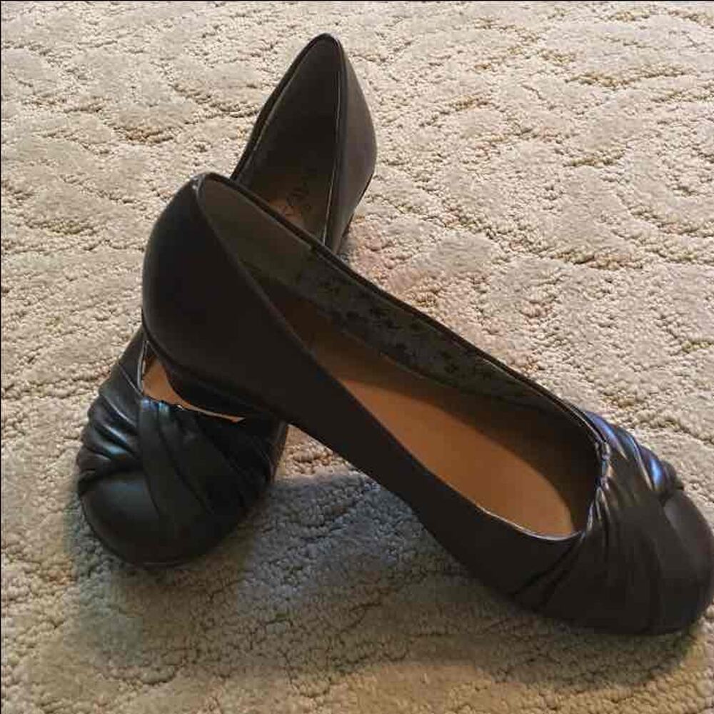 Mia Girl Brown Low Heel Pumps